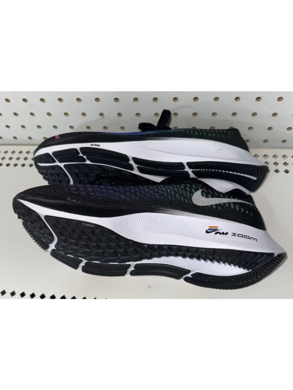 Nike Air Zoom Pegasus 37 Be True Mens Athletic Running Shoes Size 8 CV0266-001